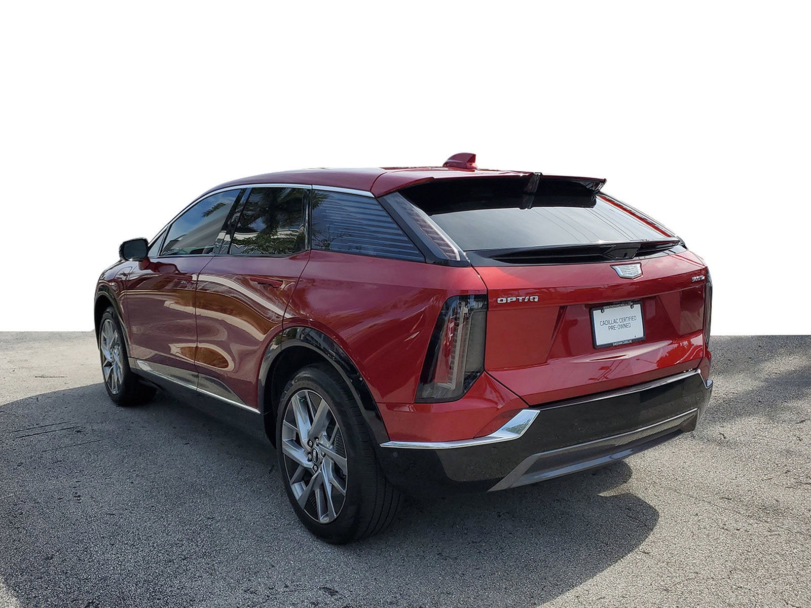2025 Cadillac OPTIQ Luxury 1