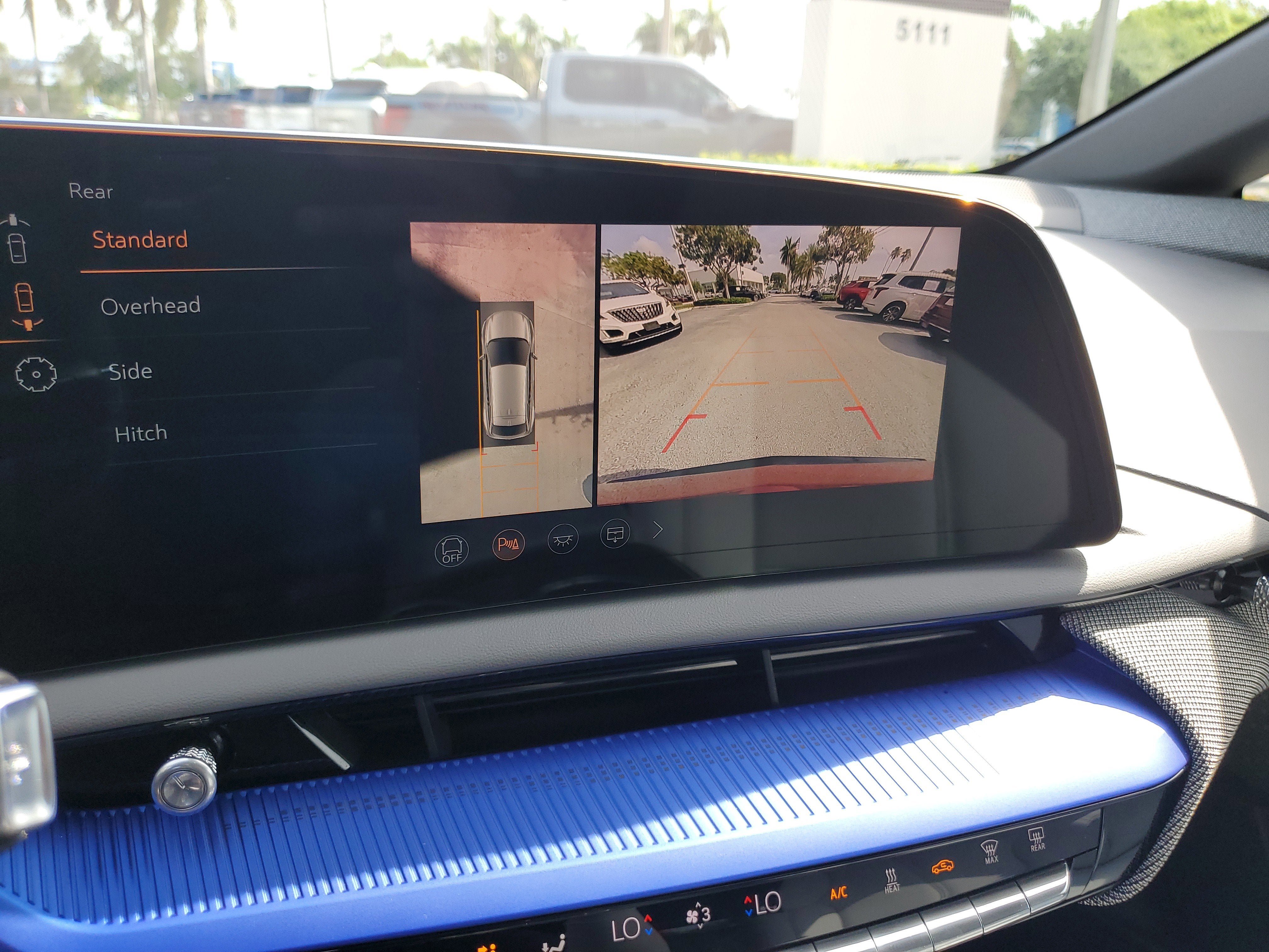 2025 Cadillac OPTIQ Luxury 1