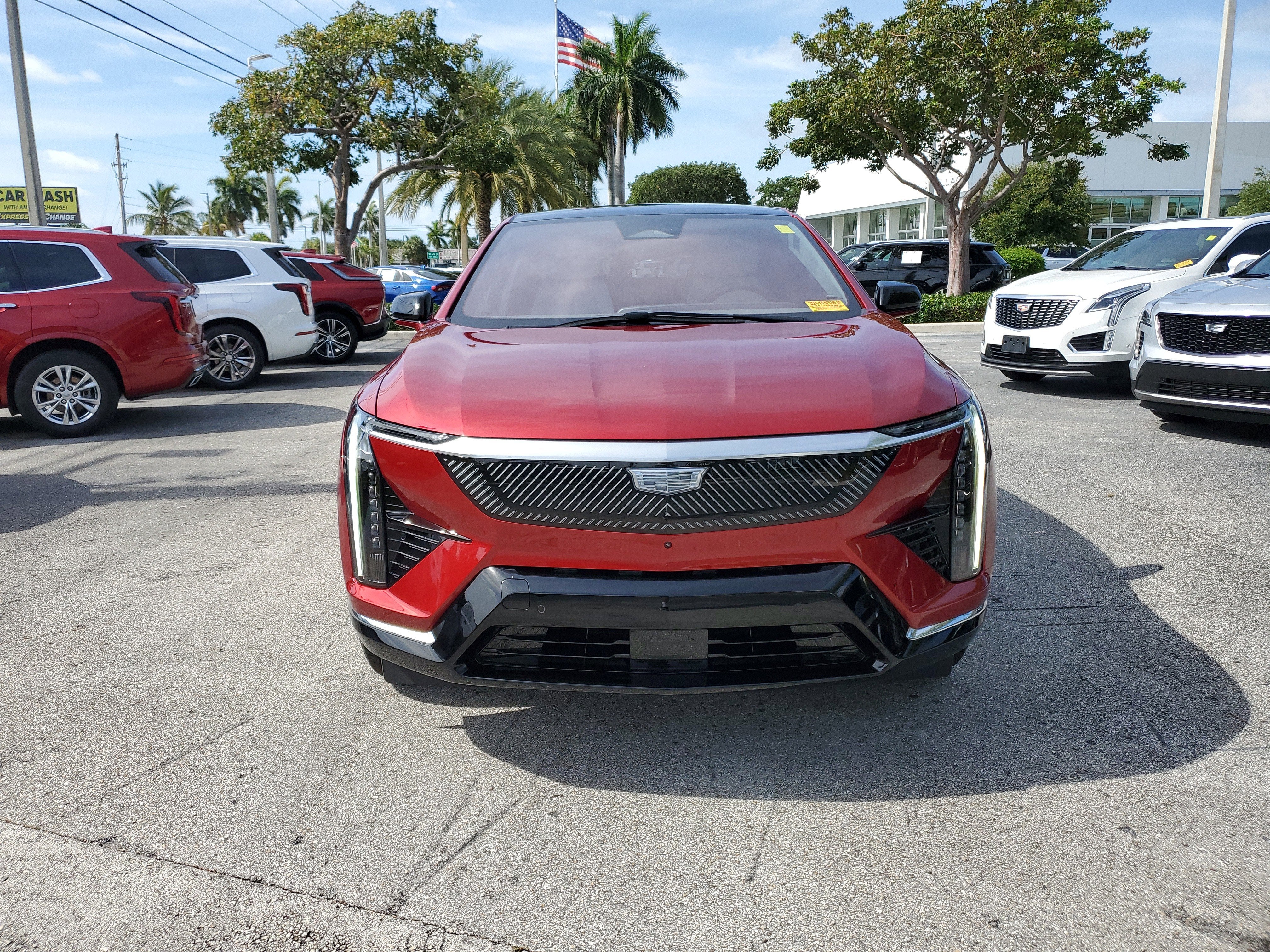 2025 Cadillac OPTIQ Luxury 1