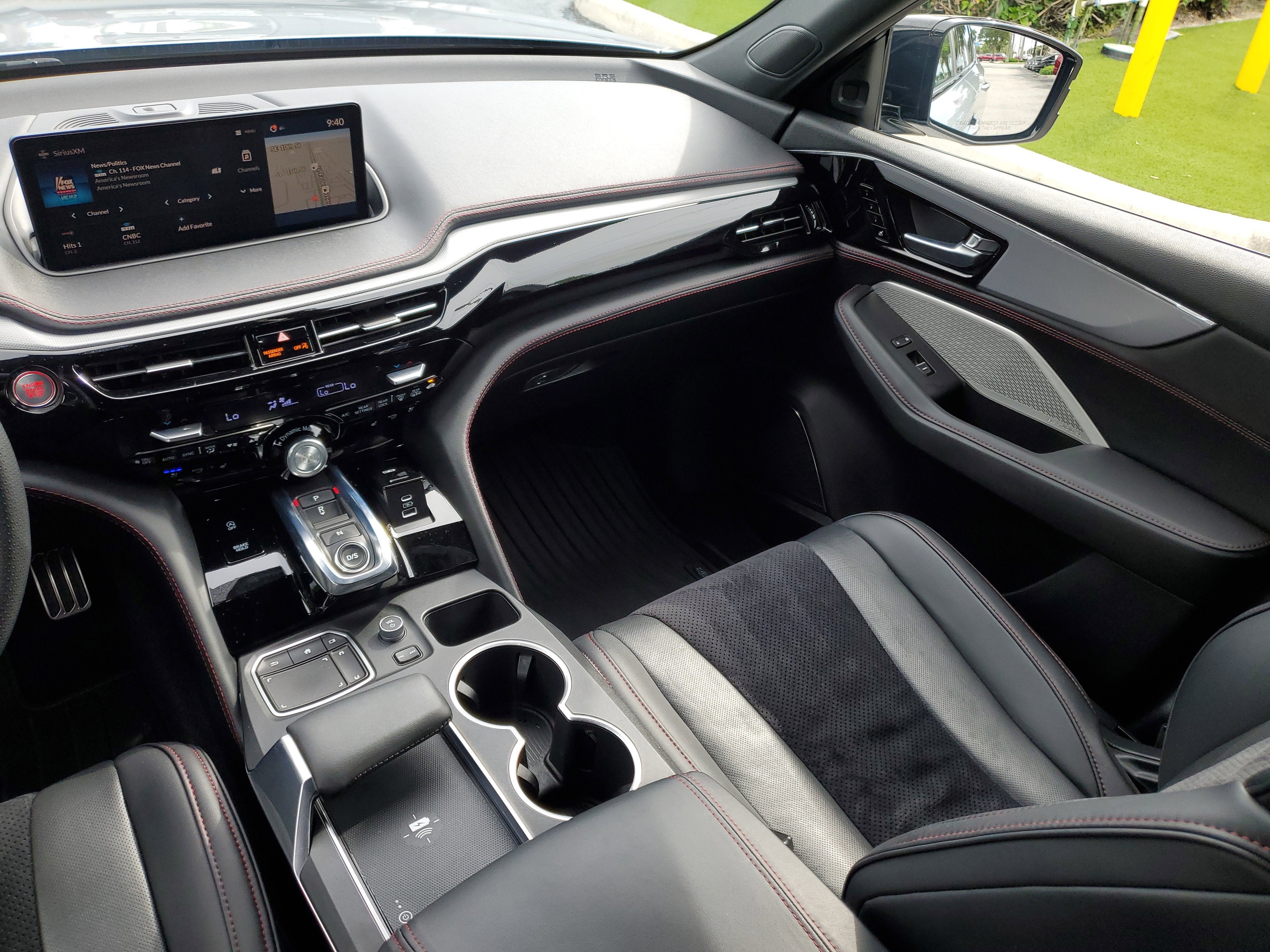 2022 Acura MDX w/A-Spec Package