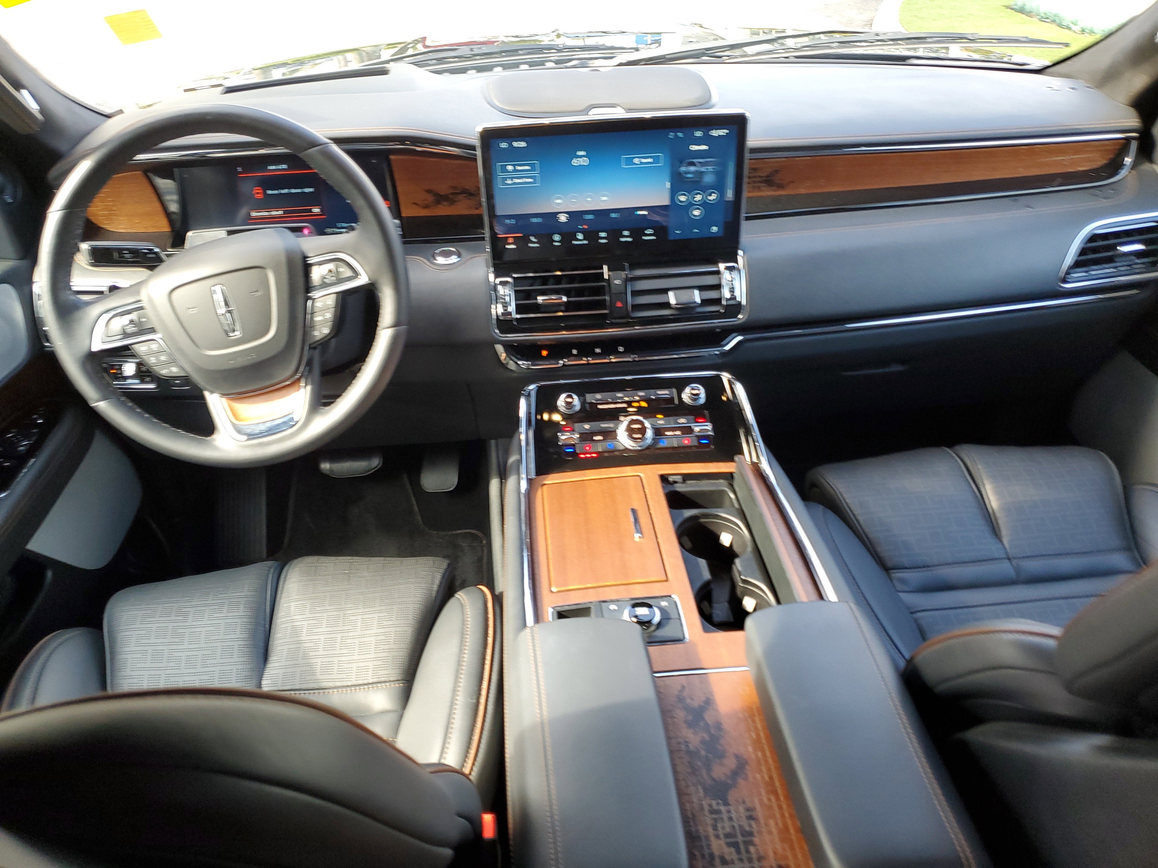 2023 Lincoln Navigator L Black Label