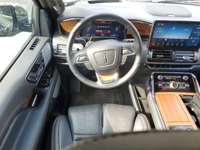 2023 Lincoln Navigator L Black Label