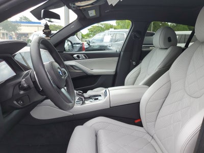 2023 BMW X6 xDrive40i