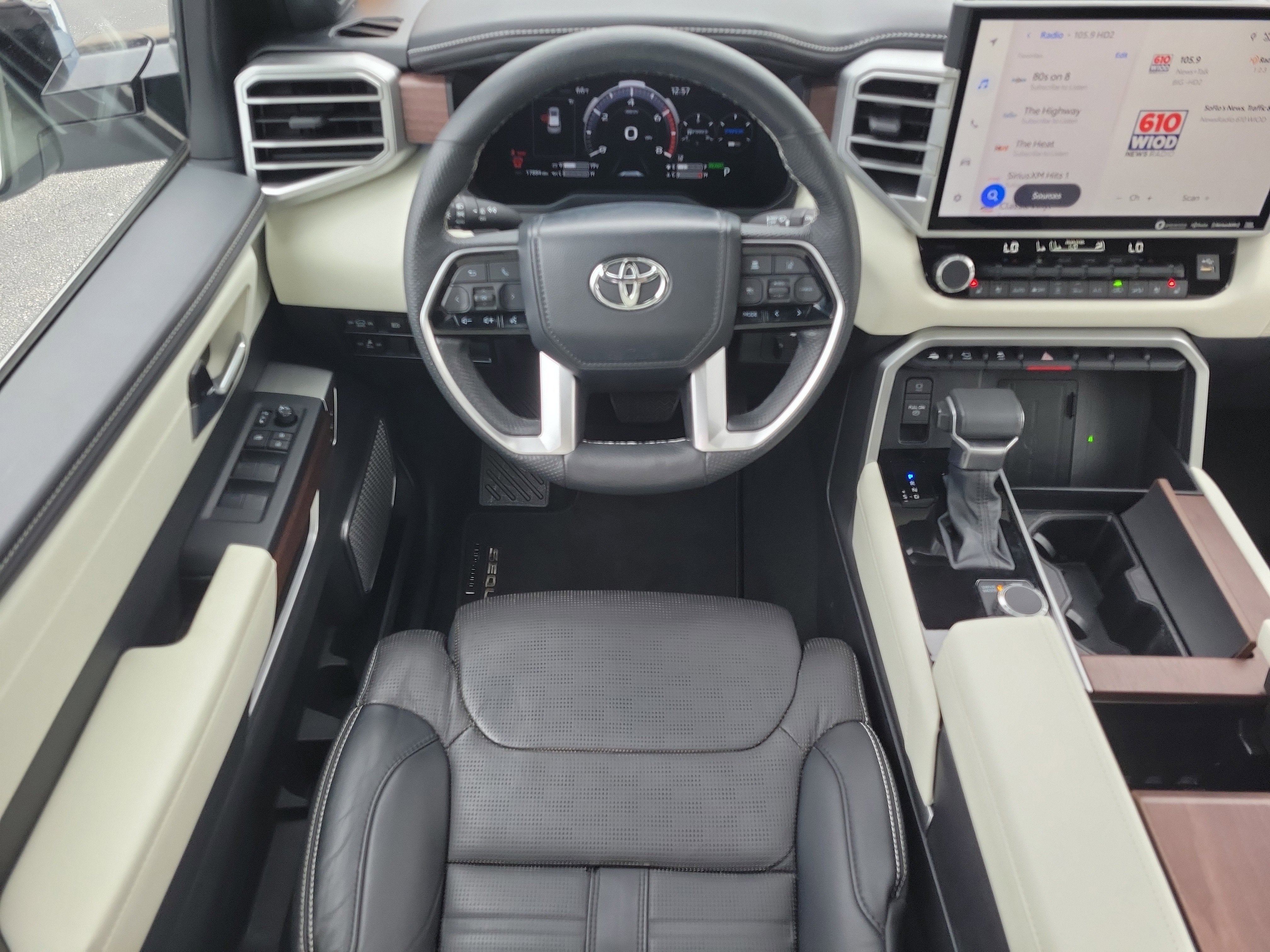 2024 Toyota Sequoia SR5