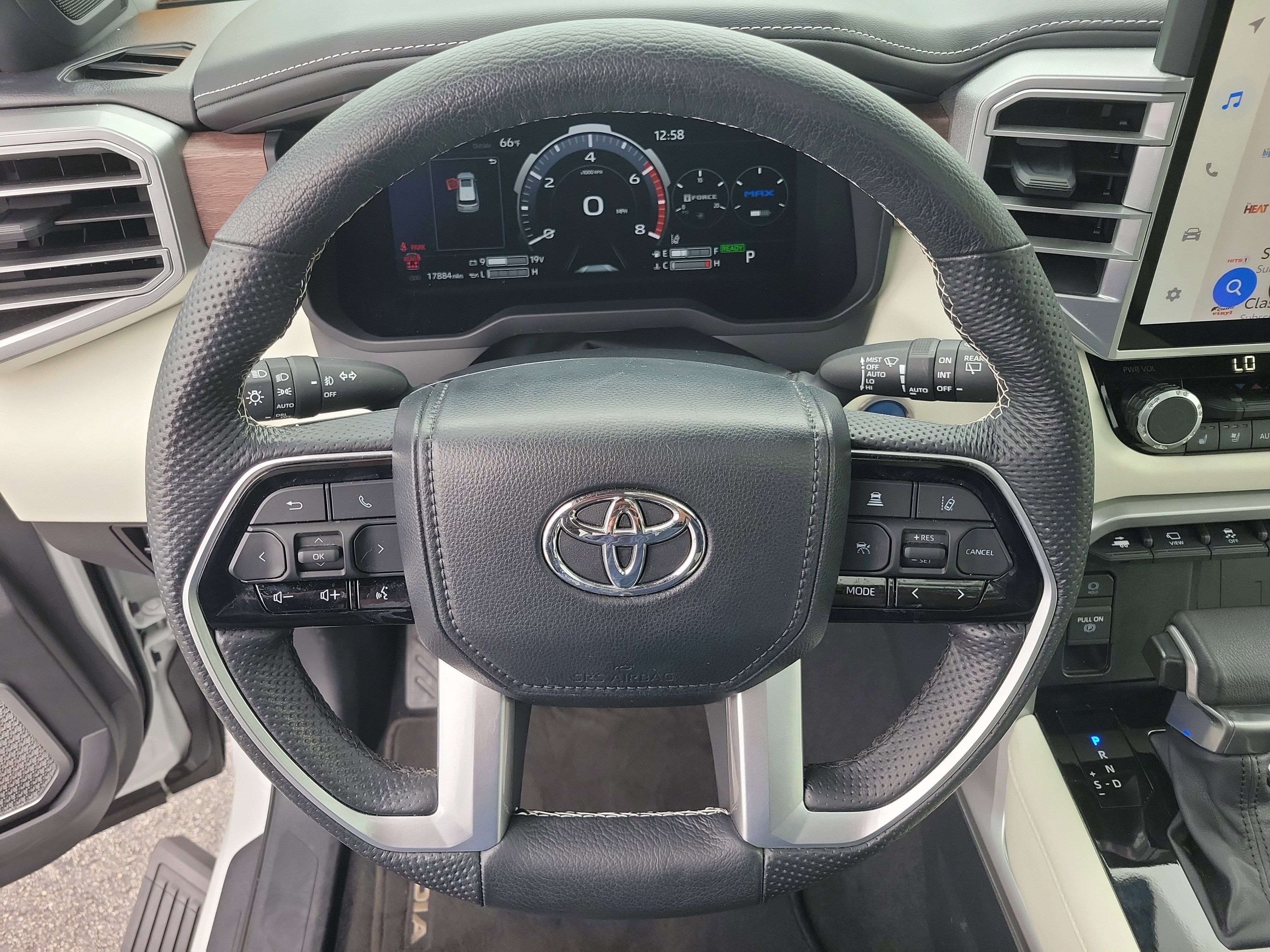 2024 Toyota Sequoia SR5