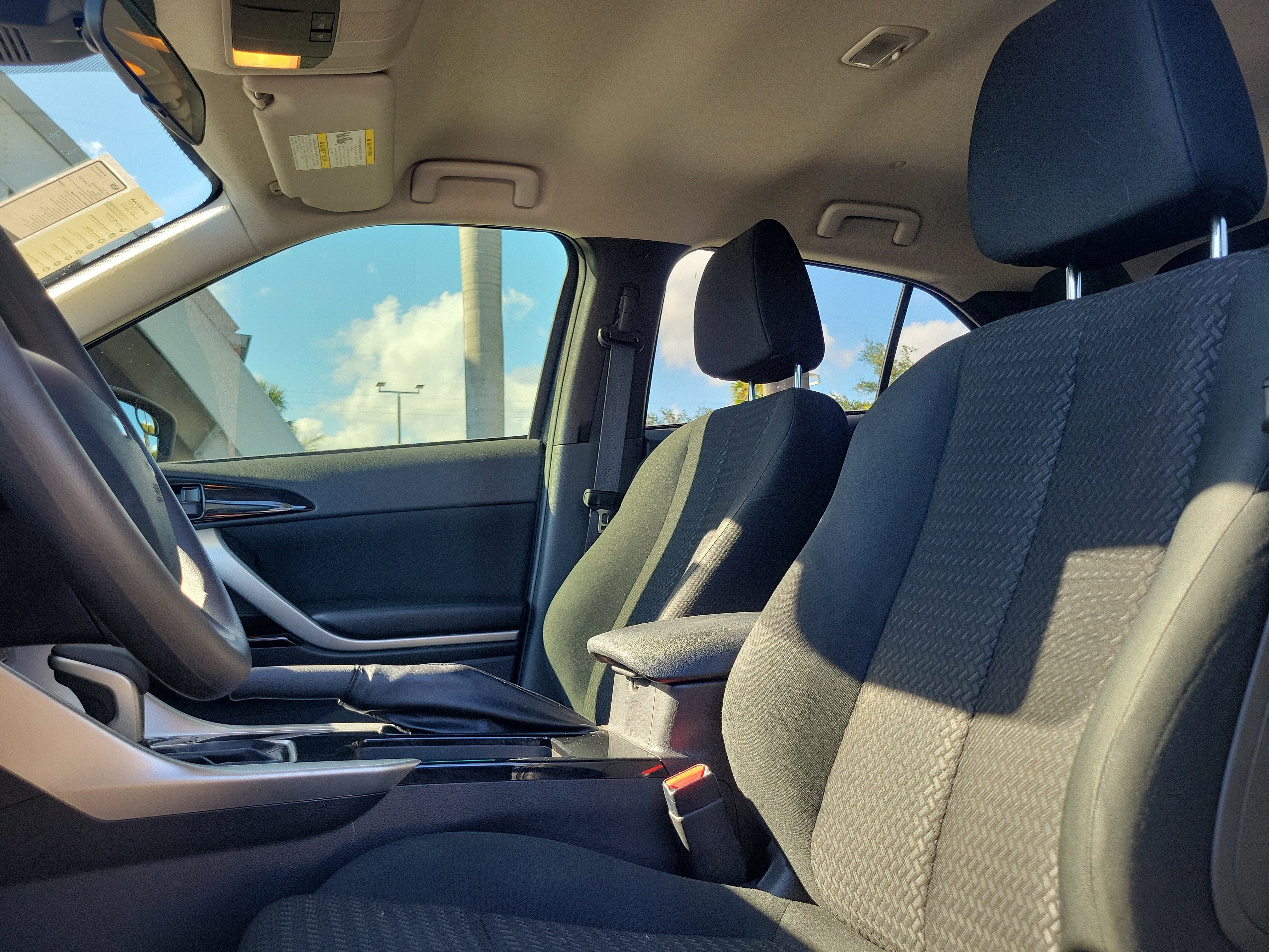 2022 Mitsubishi Eclipse Cross LE