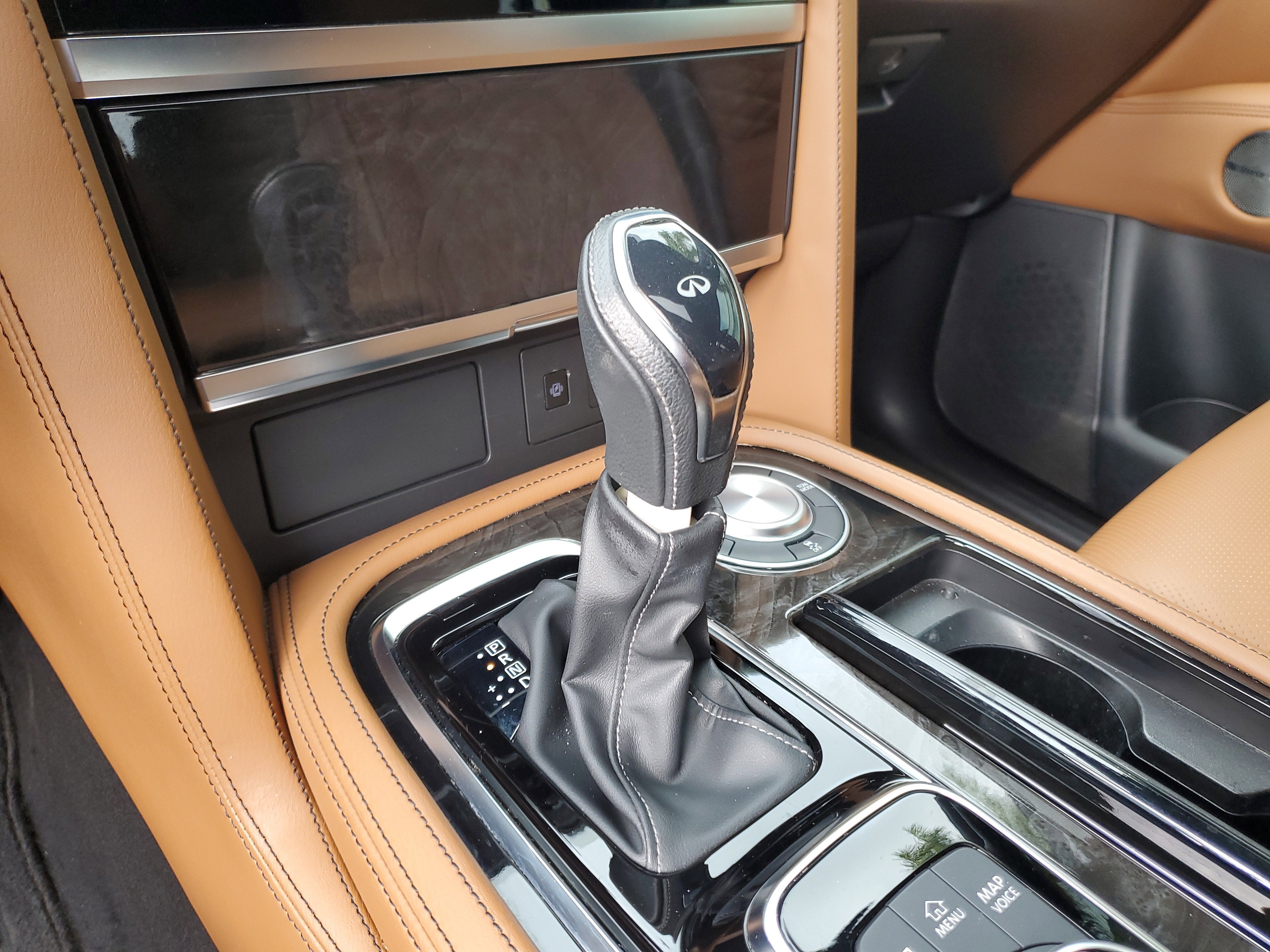2022 INFINITI QX80 SENSORY