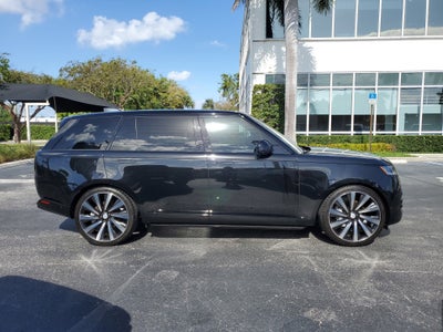 2023 Land Rover Range Rover SE