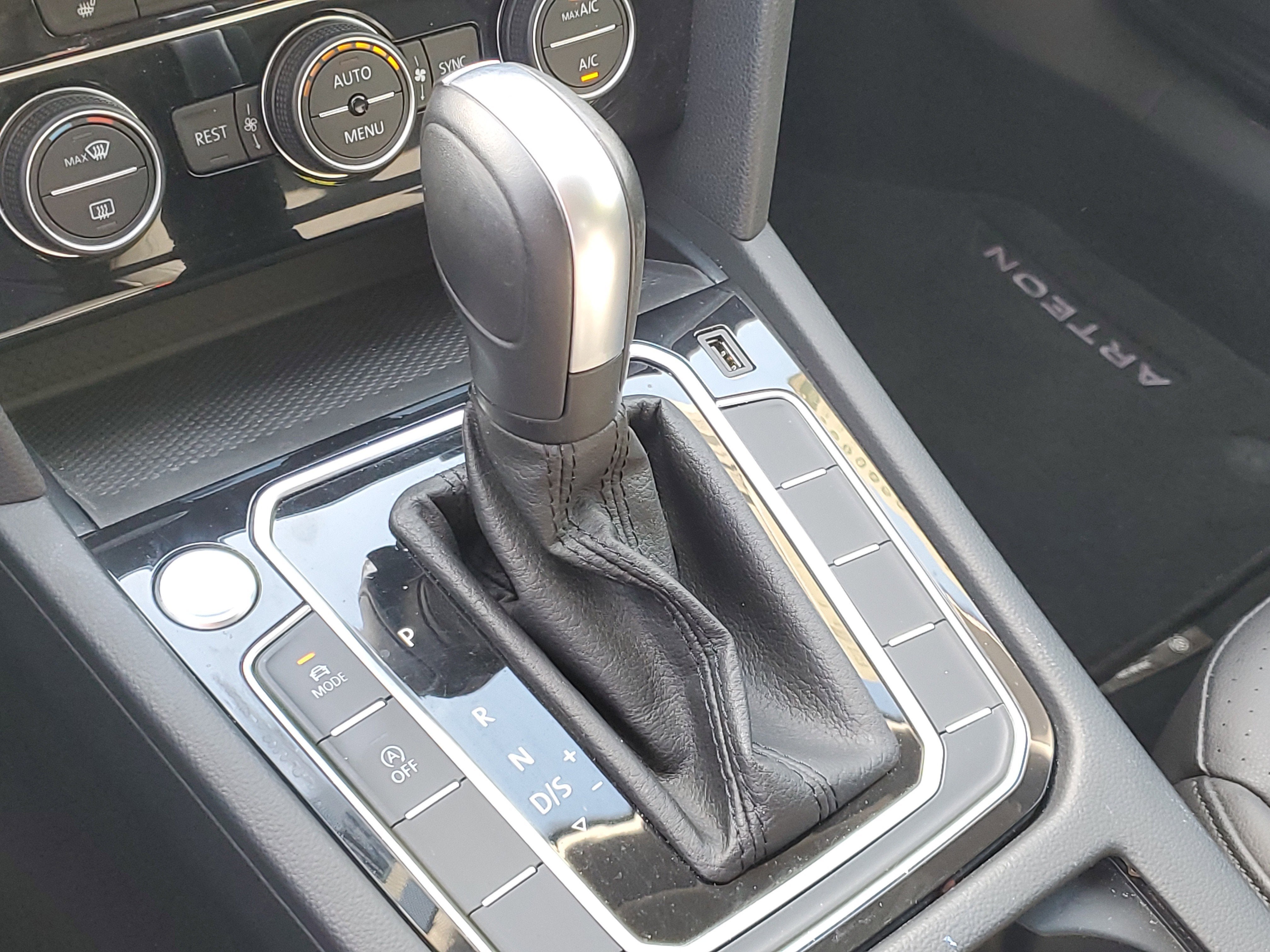 2020 Volkswagen Arteon SE